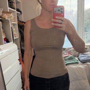 HANRO Buttery Soft Sustainable Women's Tan Sleeveless Tank Top